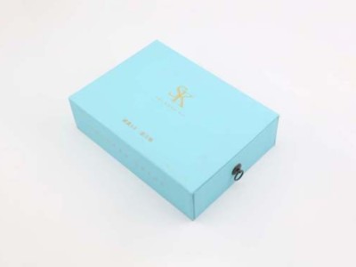 包裝盒定做廠家淺談化妝品包裝盒設計，讓產品更具有魅力